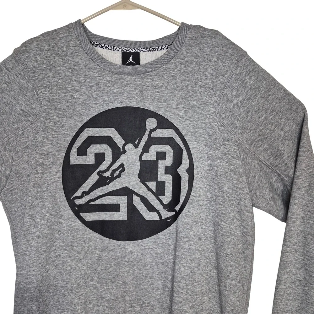 Nike Air Jordan Sweatshirt Mens Medium‎ Gray Jumpman 23 Graphic Fleece Crewneck